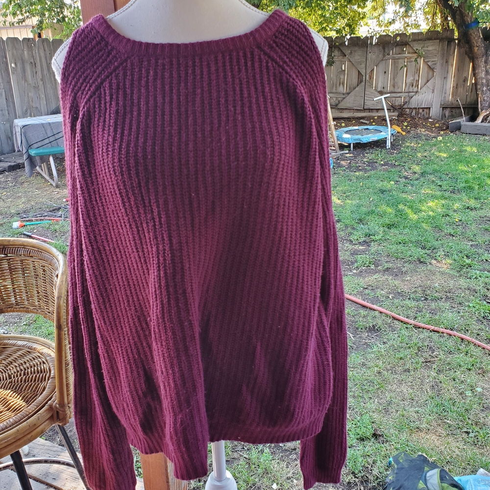 Forever 21 Maroon Crew Neck Sweater
